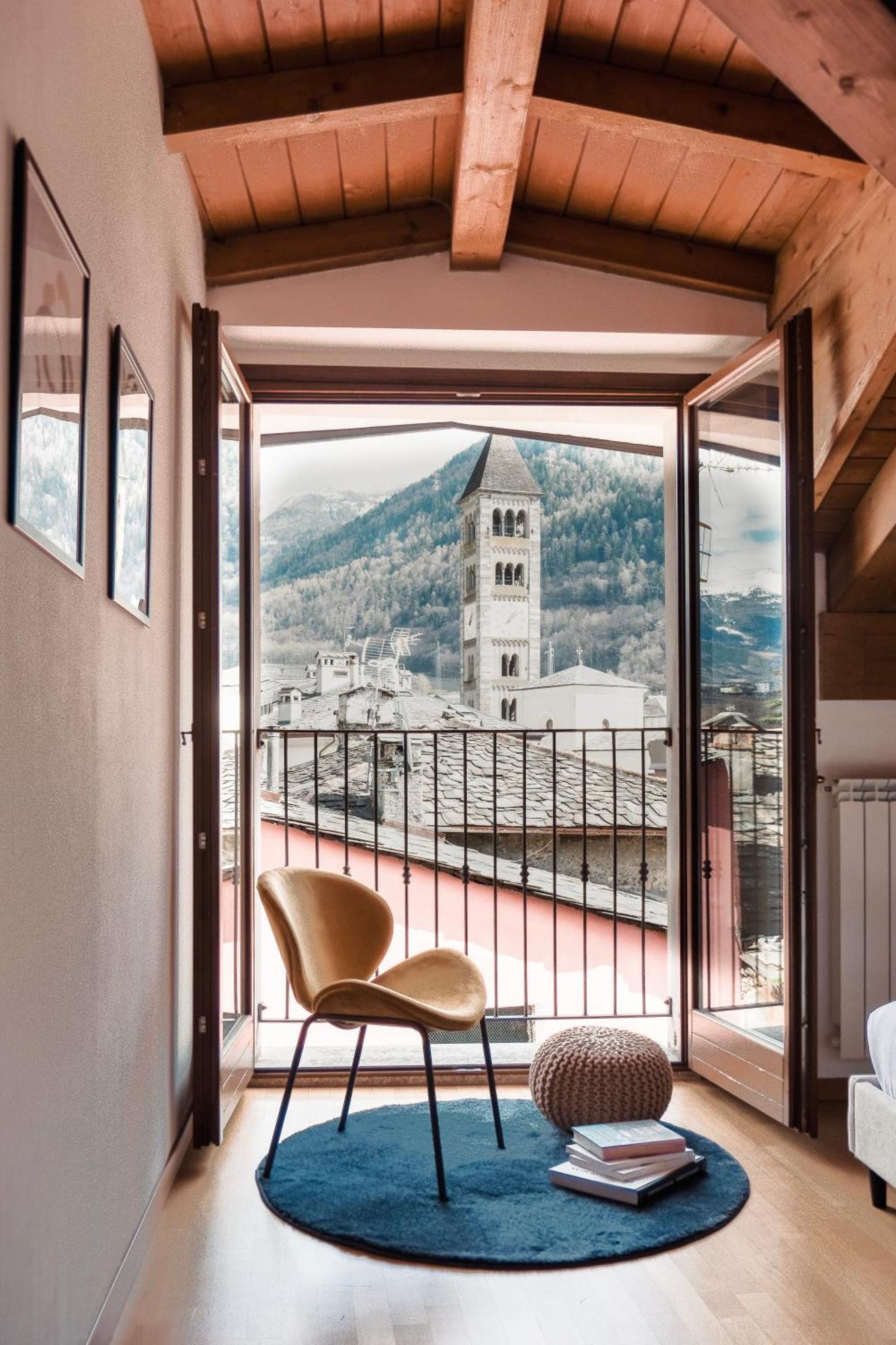 蒂拉诺Penthouse Con Vista 6 Minuti Dal Bernina Express公寓 外观 照片